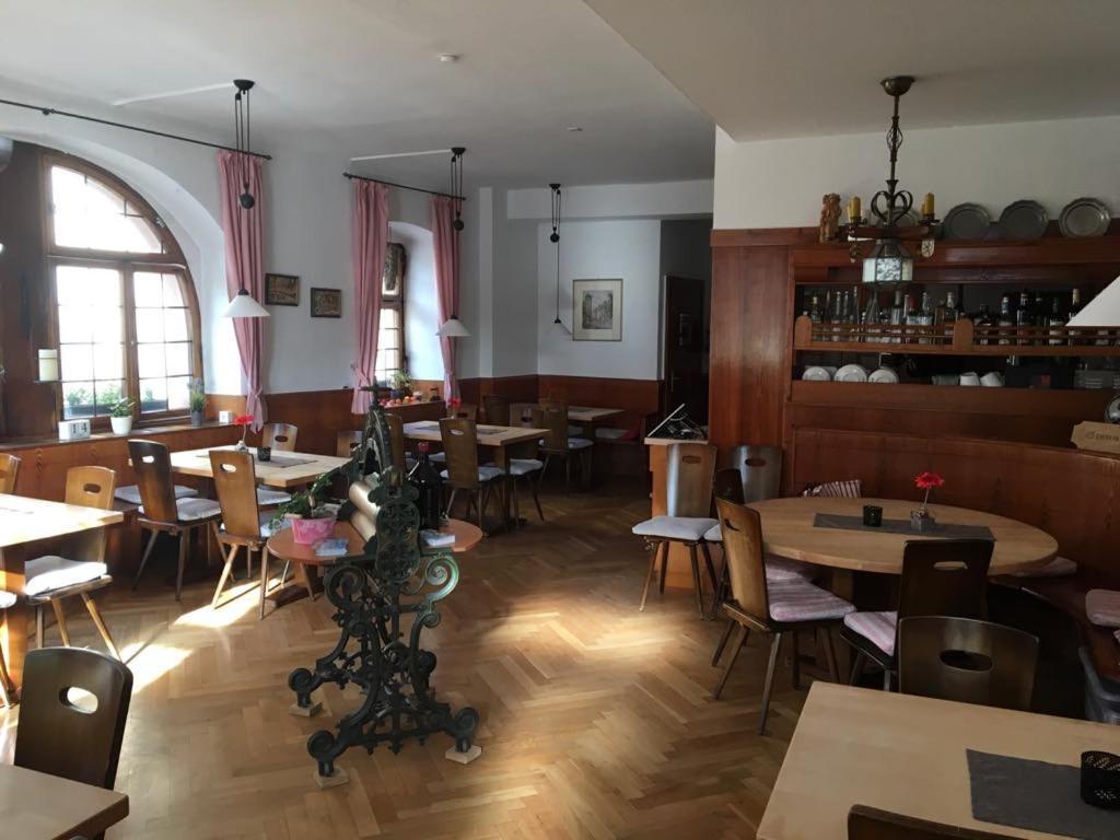 Gasthof Baeren Ochsenfurt Eksteriør bilde